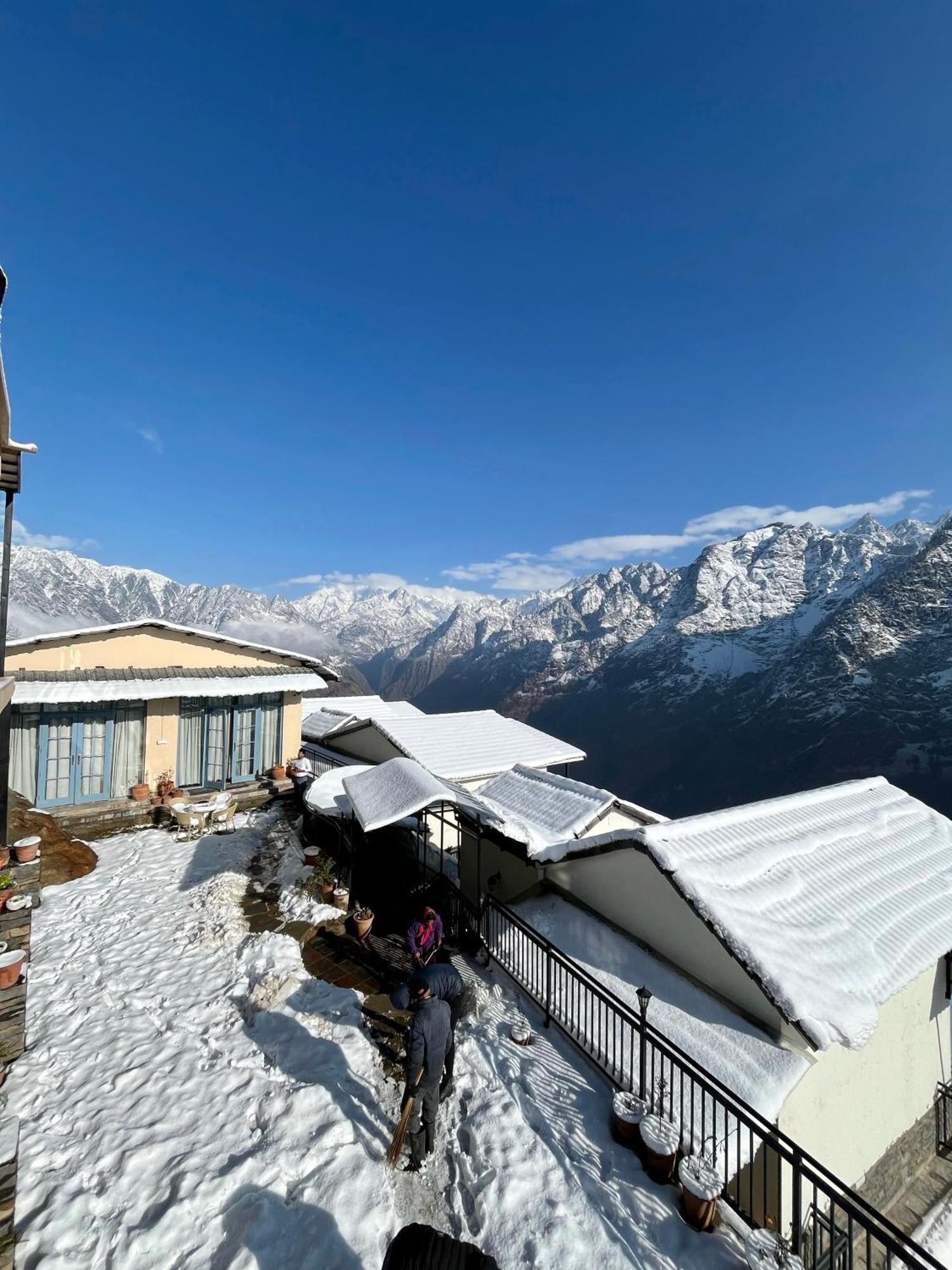 Faraway Cottages, Auli Joshīmath Kültér fotó