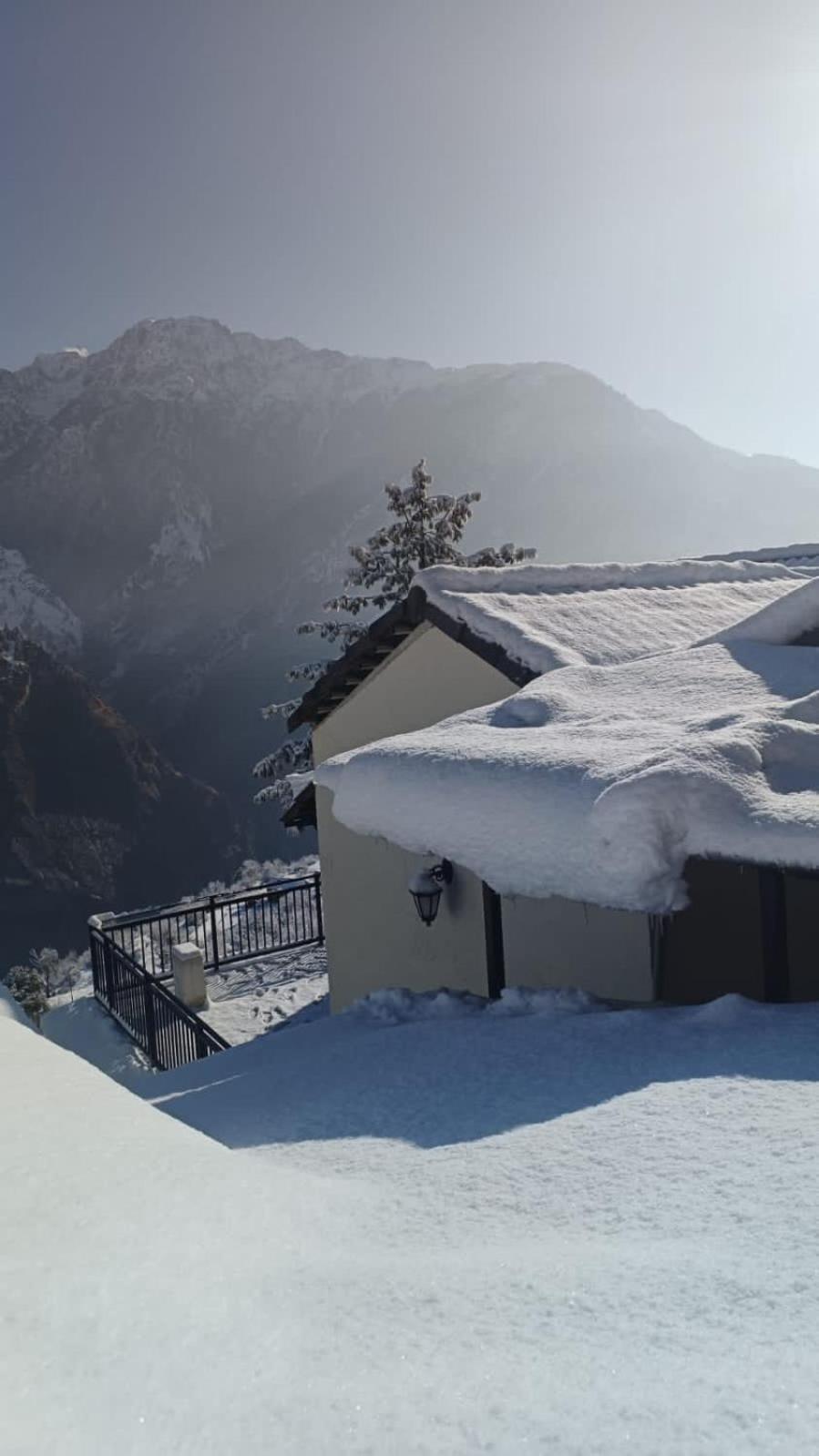 Faraway Cottages, Auli Joshīmath Kültér fotó