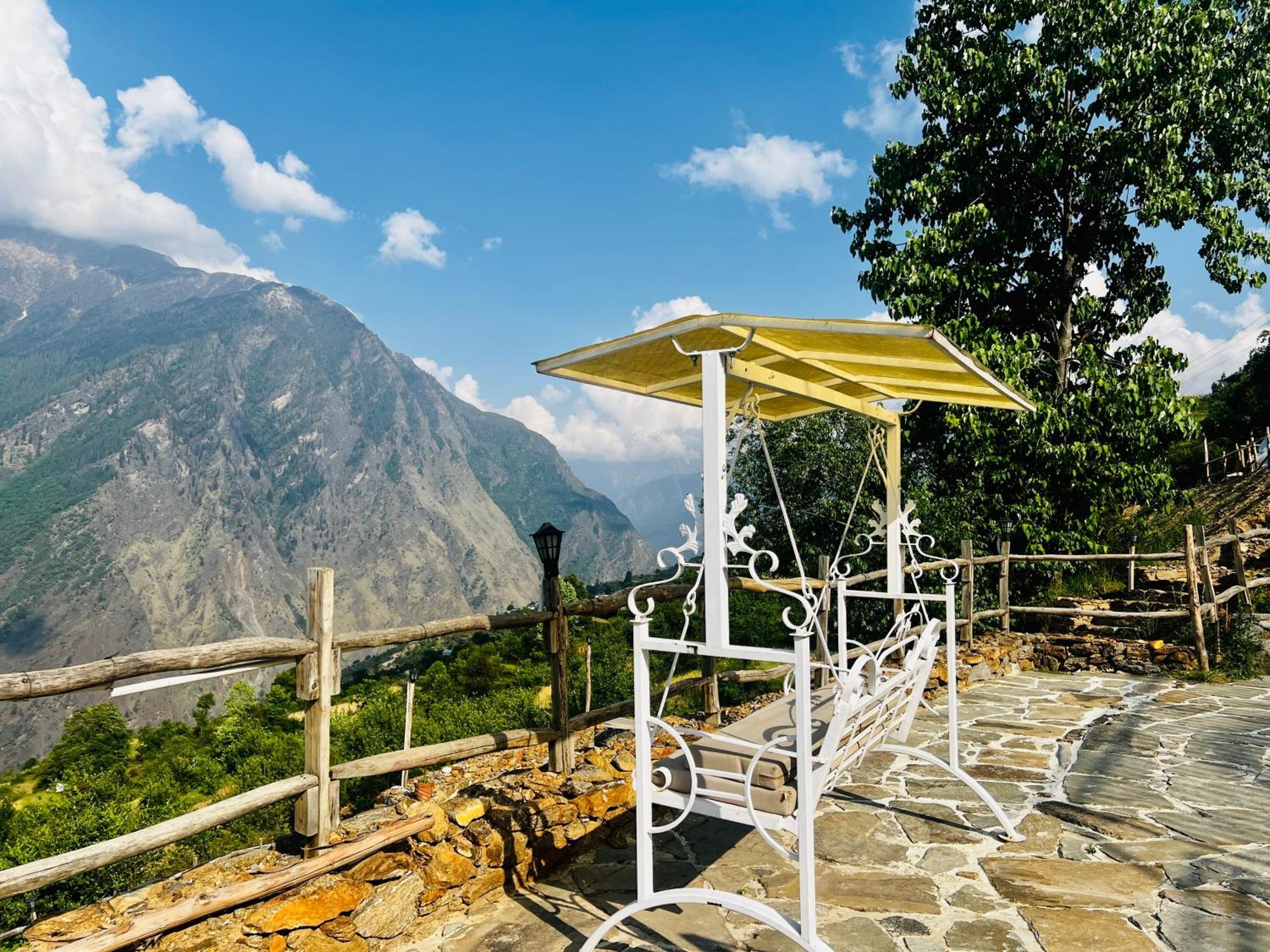 Faraway Cottages, Auli Joshīmath Kültér fotó